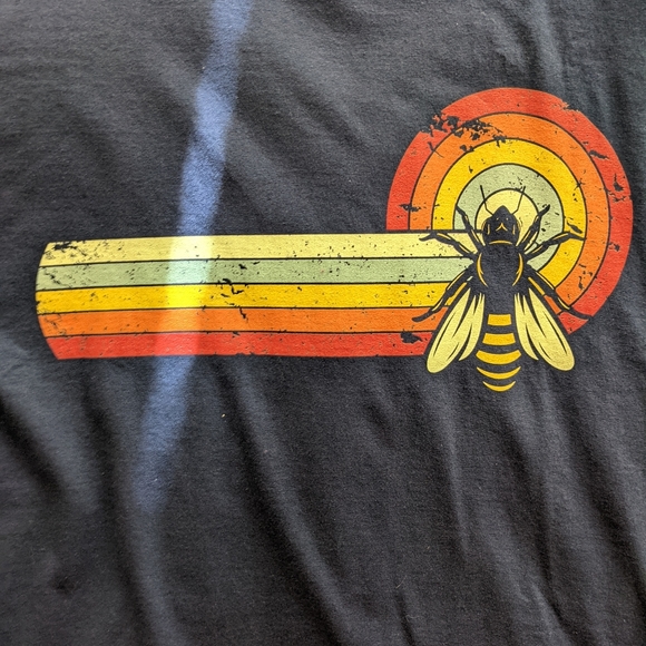 Rainbow Bee Graphic Tee - Picture 2 of 3